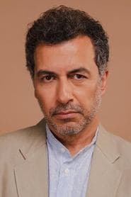 Aamir Bashir as Vivek