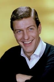 Dick Van Dyke dans le rôle de Mr. Bloomsberry (voice)