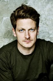 Holger Stockhaus dans le rôle de Alexander Ludwig