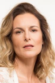 Ondina Clais dans le rôle de Sofia Terranova