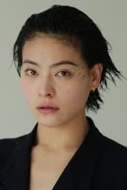 Koharu Sugawara as Mia Iriomote