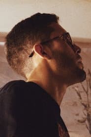 Ricardo Zambrano as Petro