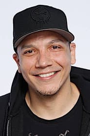 Luis J. Gomez dans le rôle de Himself