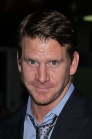 Dash Mihok dans le rôle de Dana Taylor