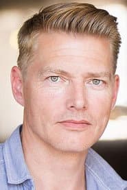 Richard Dee-Roberts as Major Harris