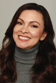 Mónica Layton as Tania