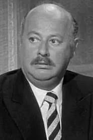 Laurie Main dans le rôle de Inspector Gregson
