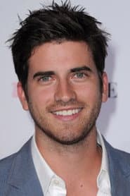 Ryan Rottman في دور Chris Shepherd