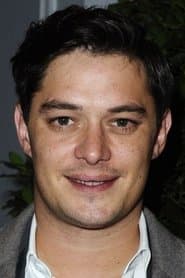 Aurélien Wiik as Gérôme