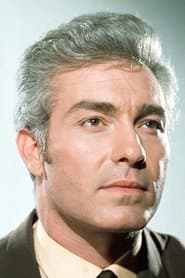 Richard Bradford dans le rôle de Mike