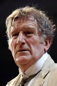 Malcolm Storry dans le rôle de Waterston