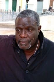 Lamine Dieng في دور Kim Diop