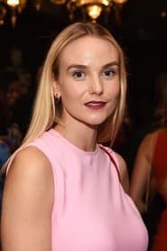 Joanna Vanderham في دور Margo