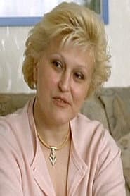 Aysel İşcan as Birsen Güner