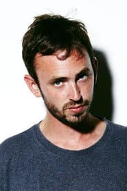Axel Petersén as Evan