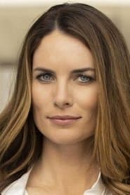 Jolene Anderson dans le rôle de Officer Hurley