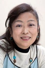 真山亜子 dans le rôle de Kinue Tabata (voice)