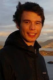 Sondre Sørheim في دور Iversen