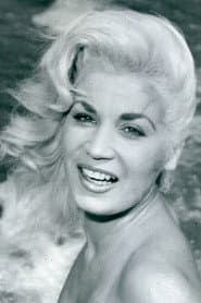 June Cunningham dans le rôle de Marlene Hogg