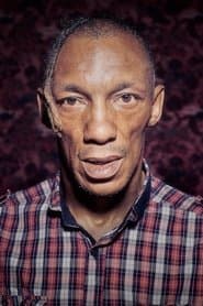 Tricky dans le rôle de Right Arm