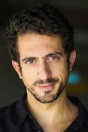 Gil Cohen في دور Yoni