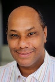 Mark Kenneth Smaltz dans le rôle de Security Officer