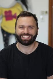 Edu Mendas في دور Father Jesus