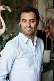 Augustin Trapenard as Self : Interviewer