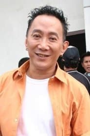 Robby Tumewu في دور Soe Lie Piet