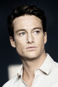 Alexander Fehling as Patrick Färber