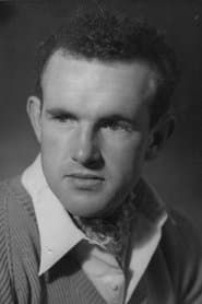 Colin Blakely في دور Mr. Cyrus Hardman