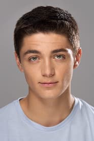 Asher Angel في دور Sean Foster