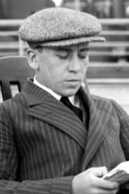 Victor Arfvidson as Dinner Guest