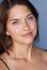 Elizabeth Peterson في دور Red