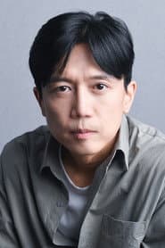 Lee Jae-hwan في دور Father
