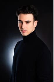 Álvaro Orive dans le rôle de Fitz