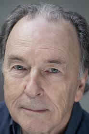 Michael Elwyn dans le rôle de George