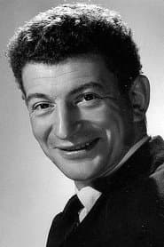 Yves Robert as Émile Bastard