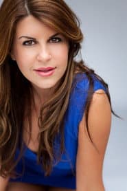 Nikki Martin dans le rôle de Jenny