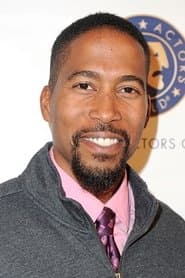 James C. Mathis III dans le rôle de Black Panther (voice)