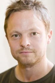 Juha Varis dans le rôle de Hannu, Esan veli