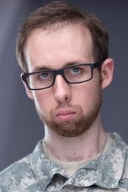 Steven Christopher Parker dans le rôle de Peter