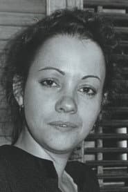Pauline Lapointe as Ginette