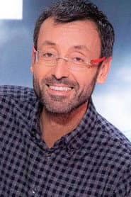 Olivier Ménard dans le rôle de Présentateur de "L'équipe du soir"