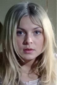 Anna Gladysek as Gigi