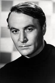 Robert Loggia في دور Milt