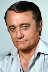 Robert Vaughn في دور Gen. Woodbridge
