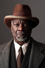 Joseph Marcell dans le rôle de Dr. Harrington