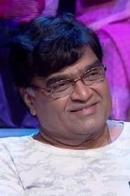 Ashok Saraf في دور Dhananjay Mane