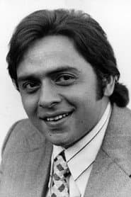 Vinod Mehra في دور Shekhar's Brother
